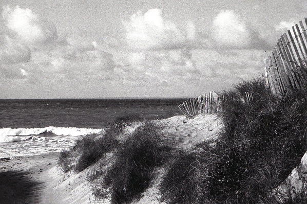 Scharz-Weiß Foto Plage St. Jean de la Rivière Normandie